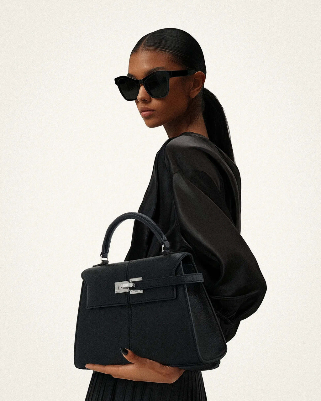 Bolsa Feminina de Ombro e Mão Elose