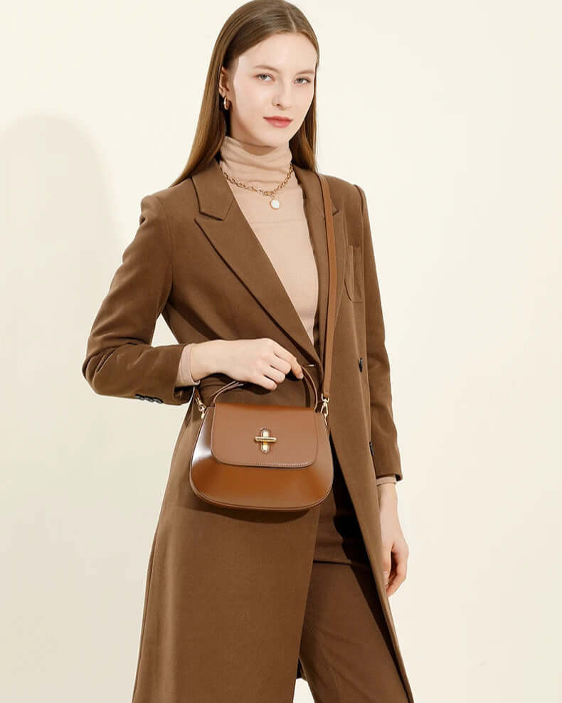 Bolsa Hobo em Couro Legítimo